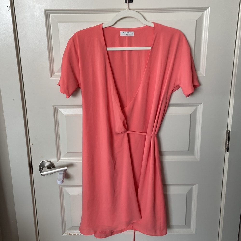 Aritzia ⚜️ Babaton Wallace Coral Wrap Dress - Picture 5 of 6
